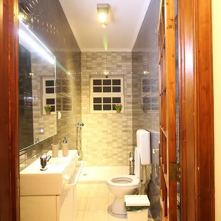 Pdl House Garden Nyaraló